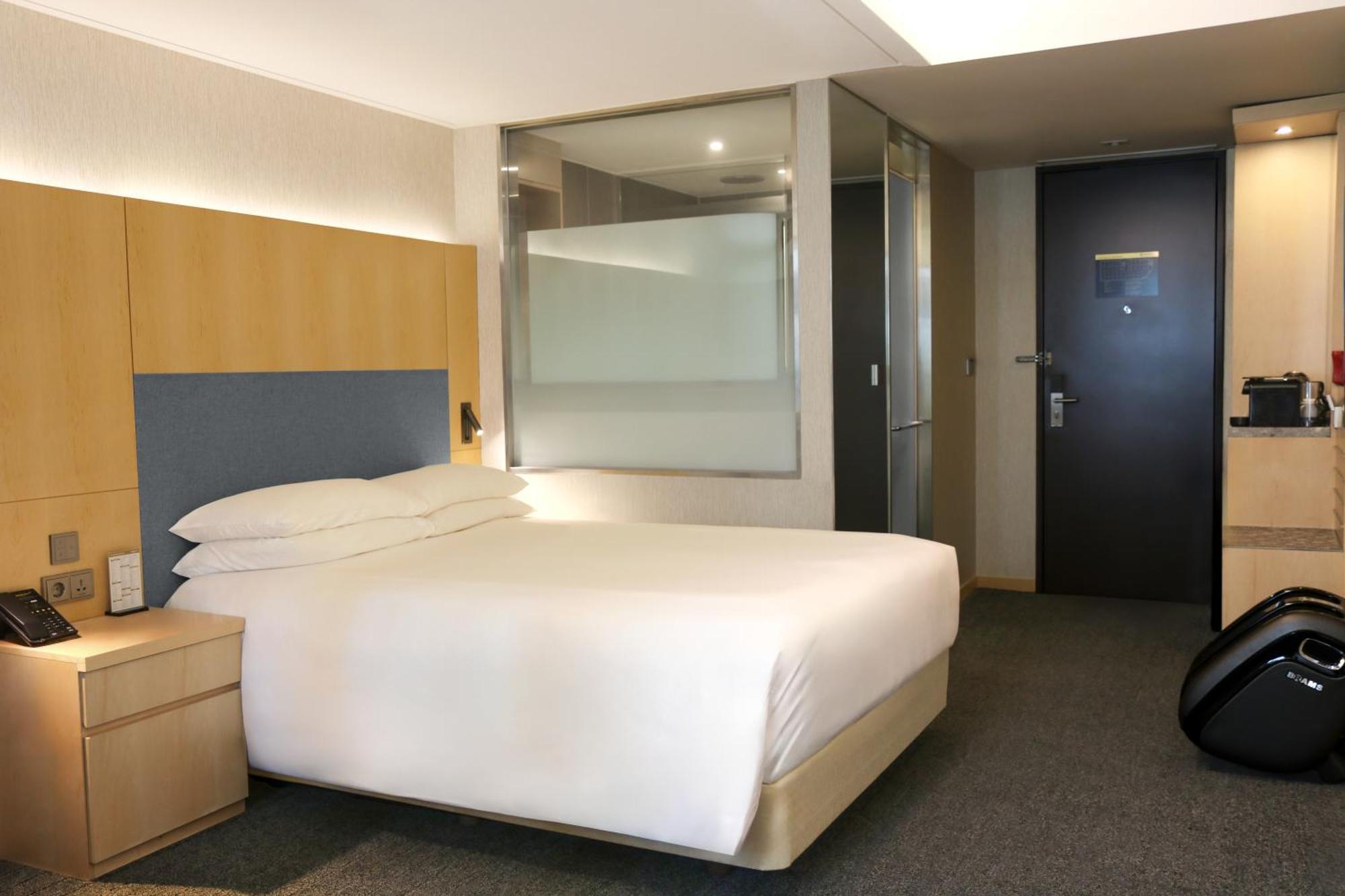Midcity Myeongdong 3*